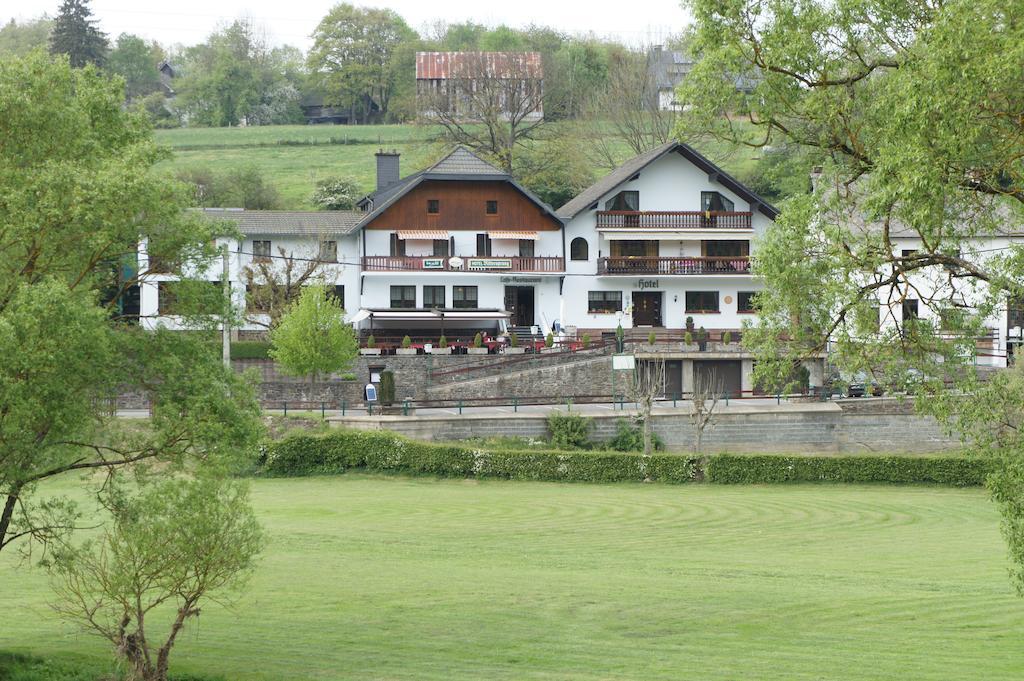 Hotel Rittersprung Ouren ภายนอก รูปภาพ
