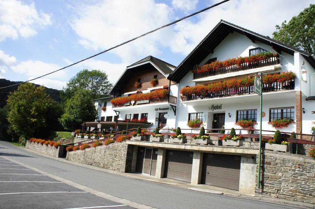 Hotel Rittersprung Ouren ภายนอก รูปภาพ