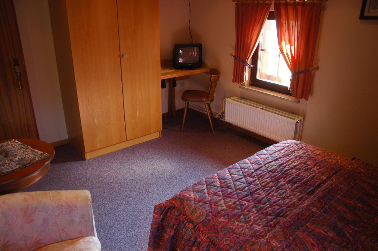 Hotel Rittersprung Ouren ภายนอก รูปภาพ